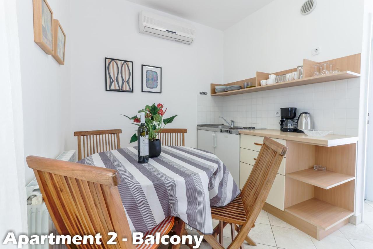 Art Apartments Vrsar Exterior photo
